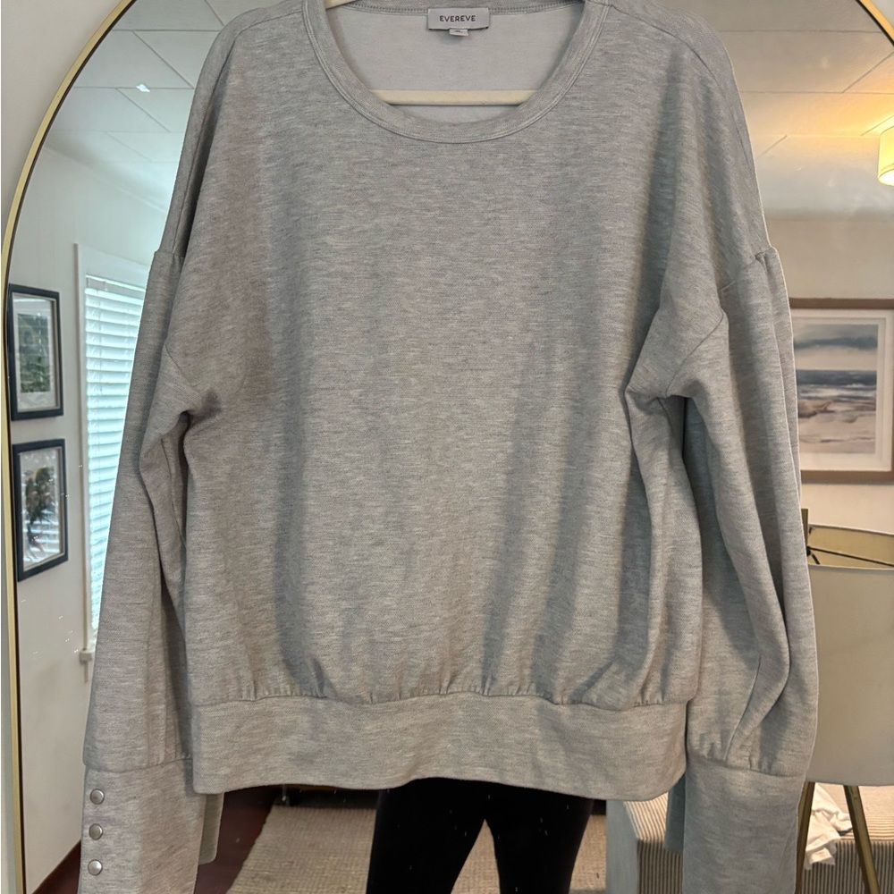Evereve Heather Light Gray Crewneck Sweatshirt